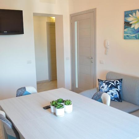 Casa Gialla ซานตา เตเรซา กัลลูรา ภายนอก รูปภาพ
