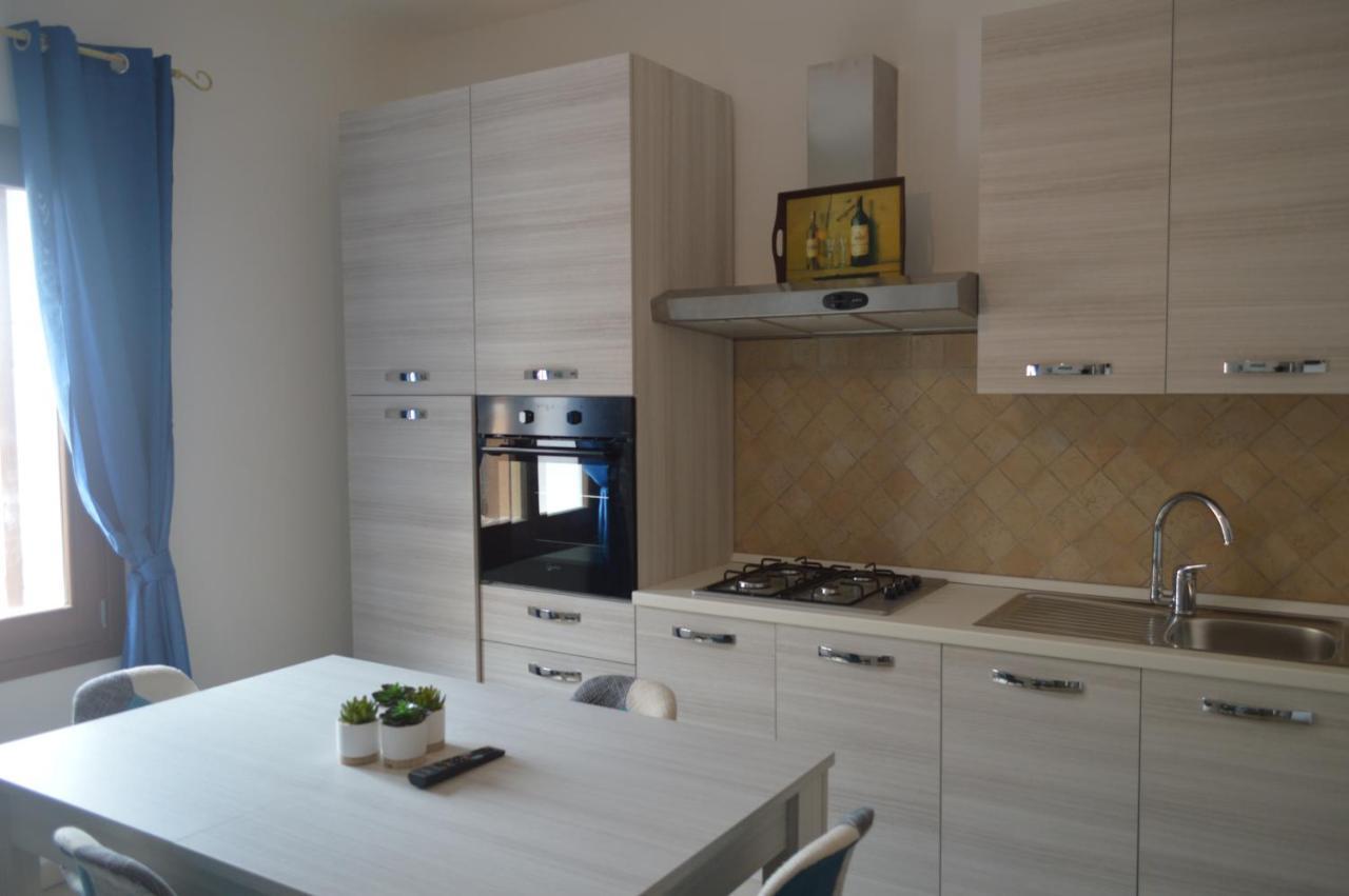 Casa Gialla ซานตา เตเรซา กัลลูรา ภายนอก รูปภาพ